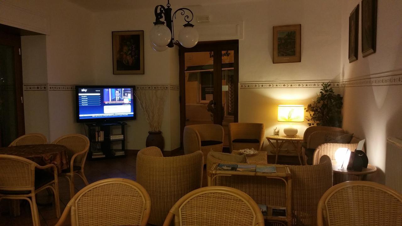 Albergo Nettuno Lerici Exterior photo